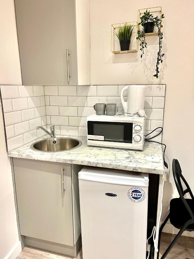 Golden Residences - Oakway Feltham Εξωτερικό φωτογραφία